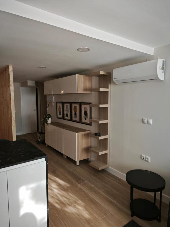 Studio Sevilla Suites มาลากา ภายนอก รูปภาพ
